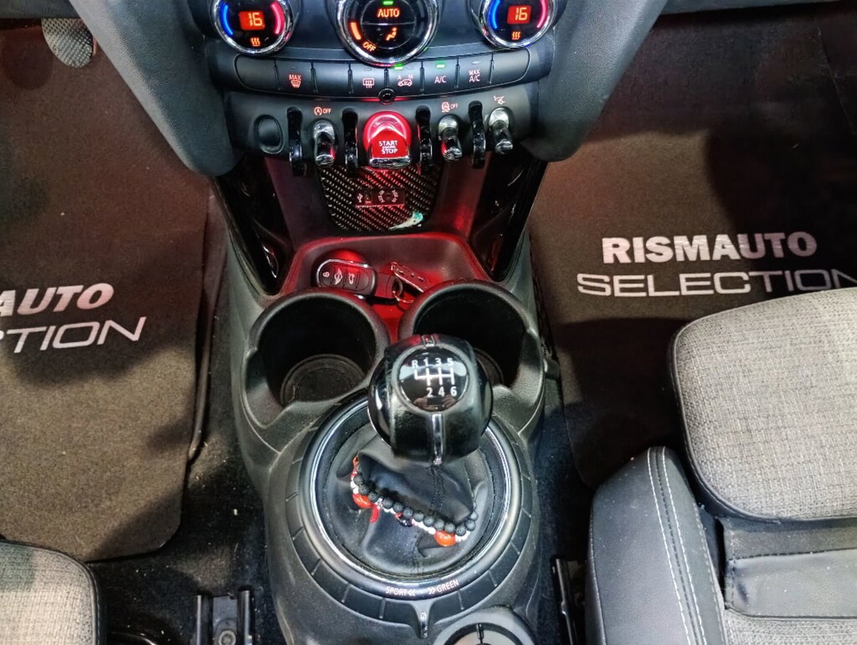 MINI Mini 2.0 Cooper S Boost 5 porte (15)