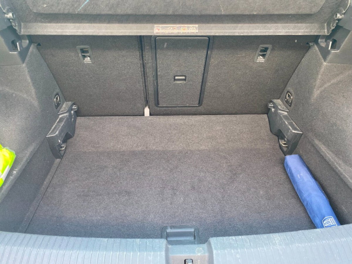 Volkswagen T-Roc 1.6 TDI SCR Style BlueMotion Technology (9)