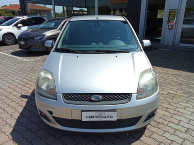 Ford Fiesta 1.2 16V 5p. Clever (8)