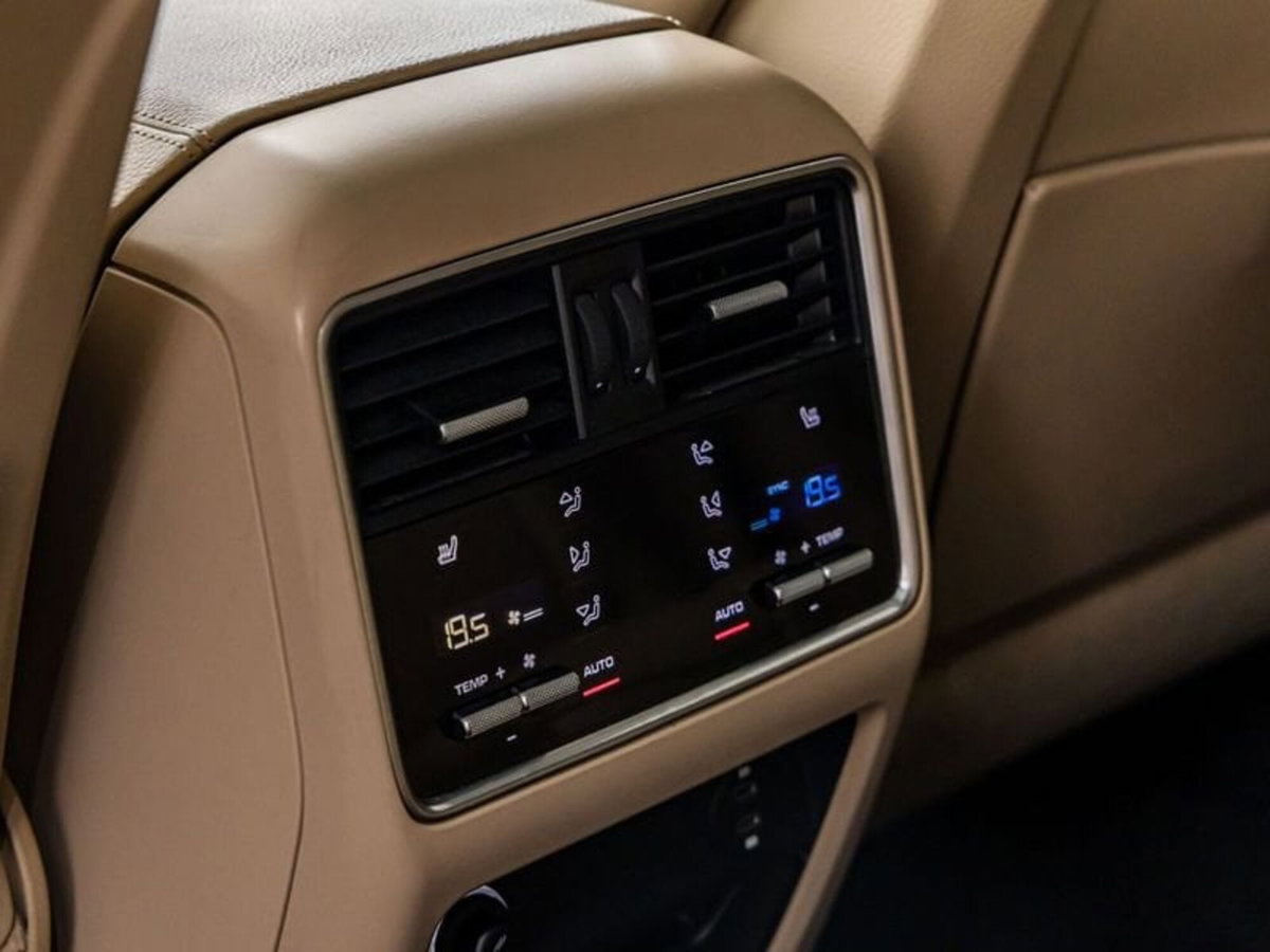 Porsche Cayenne 3.0 V6 E-Hybrid (15)