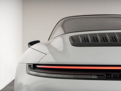 Porsche 911 Cabrio Targa 3.0 4 GTS (18)
