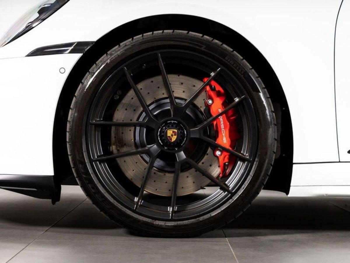 Porsche 911 Cabrio Targa 3.0 4 GTS (20)