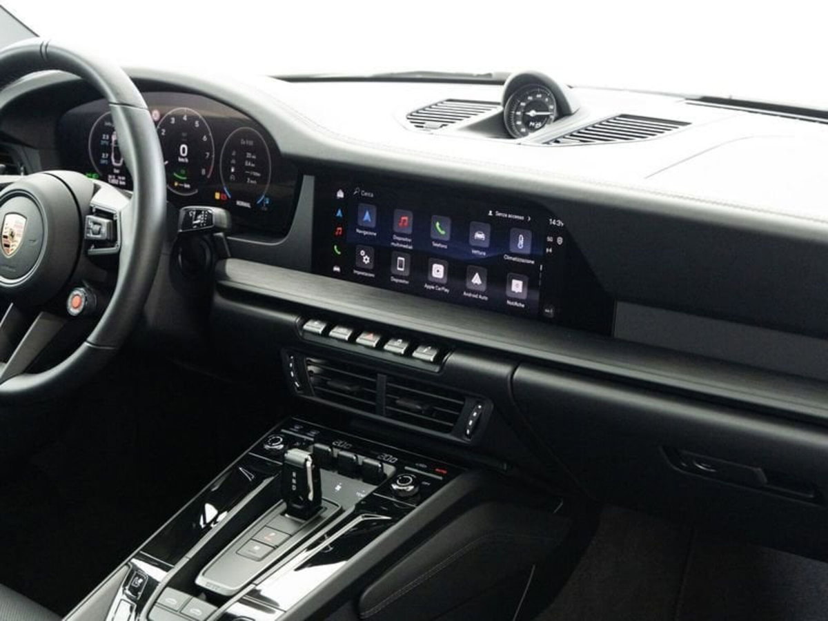 Porsche 911 Cabrio Targa 3.0 4 GTS (16)