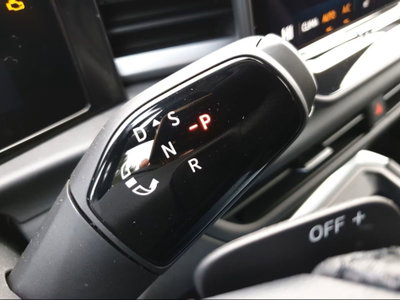 Volkswagen T-Roc 1.5 etsi R-Line 150cv dsg (12)