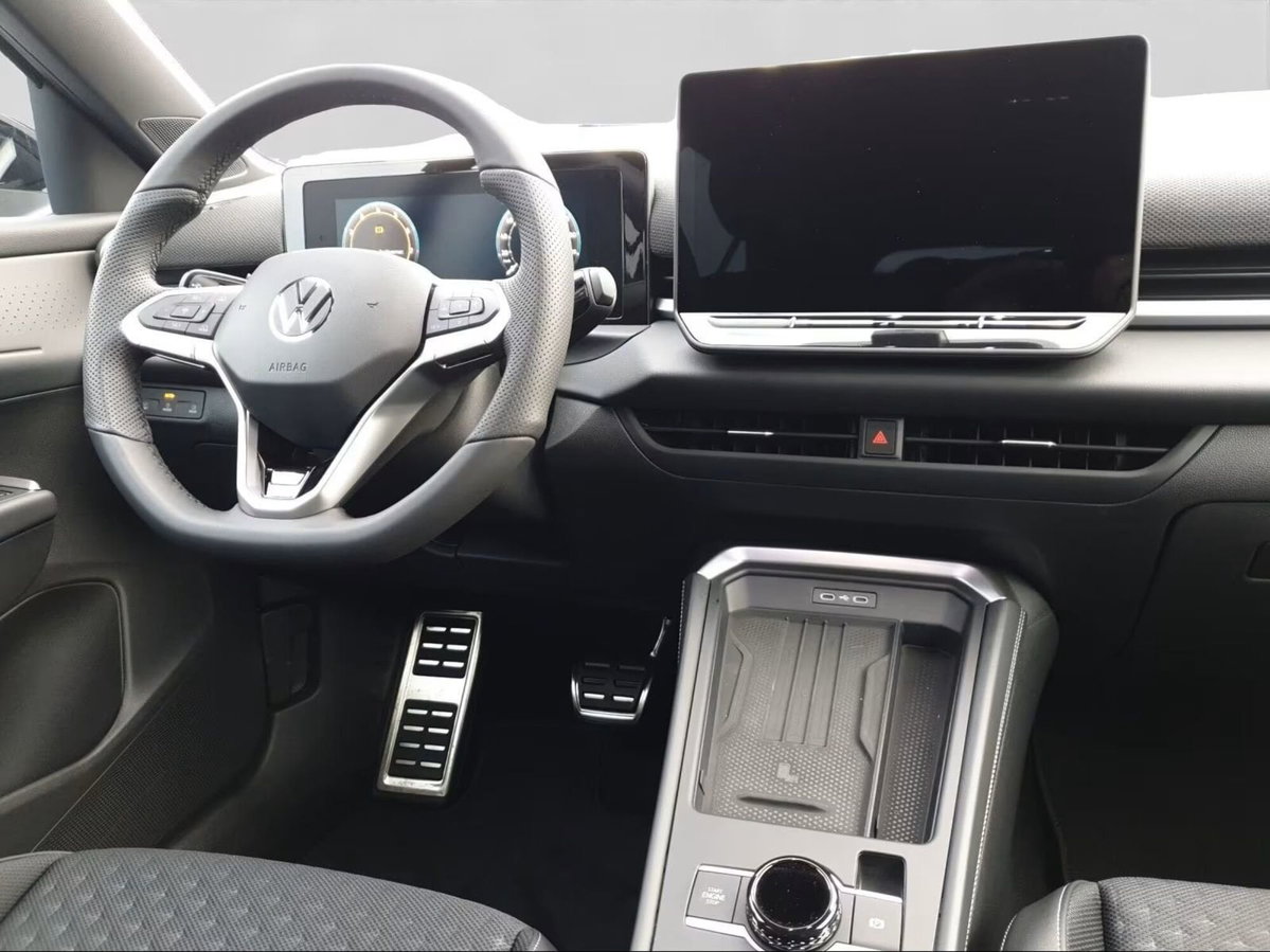 Volkswagen T-Roc 1.5 etsi R-Line 150cv dsg (4)