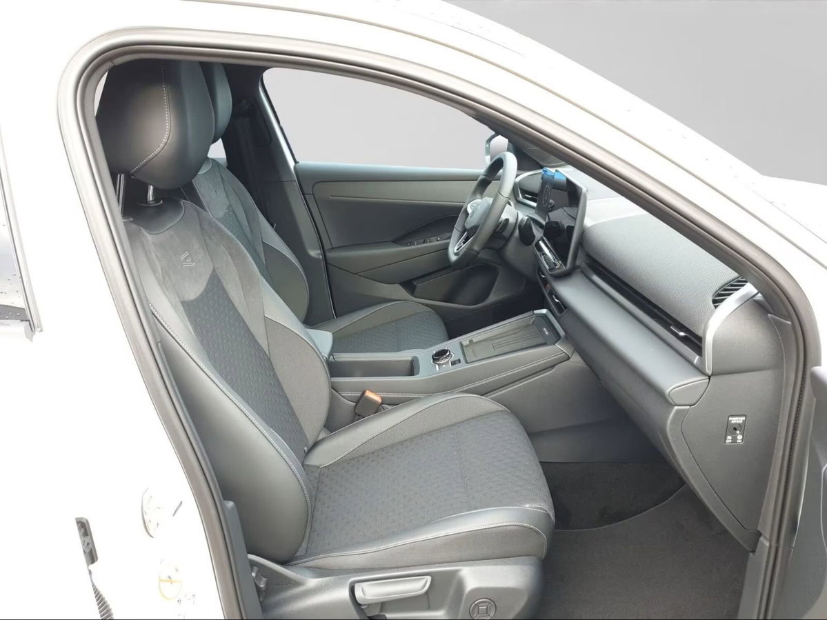 Volkswagen T-Roc 1.5 etsi R-Line 150cv dsg (5)