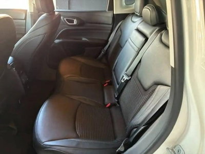 Jeep Compass 1.3 T4 190CV PHEV AT6 4xe Limited (12)