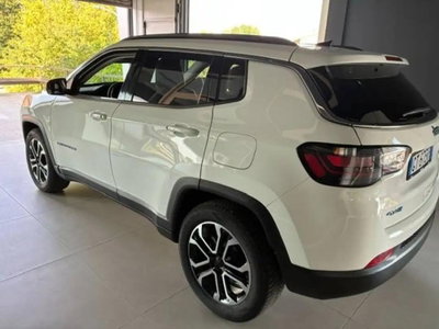 Jeep Compass 1.3 T4 190CV PHEV AT6 4xe Limited (5)