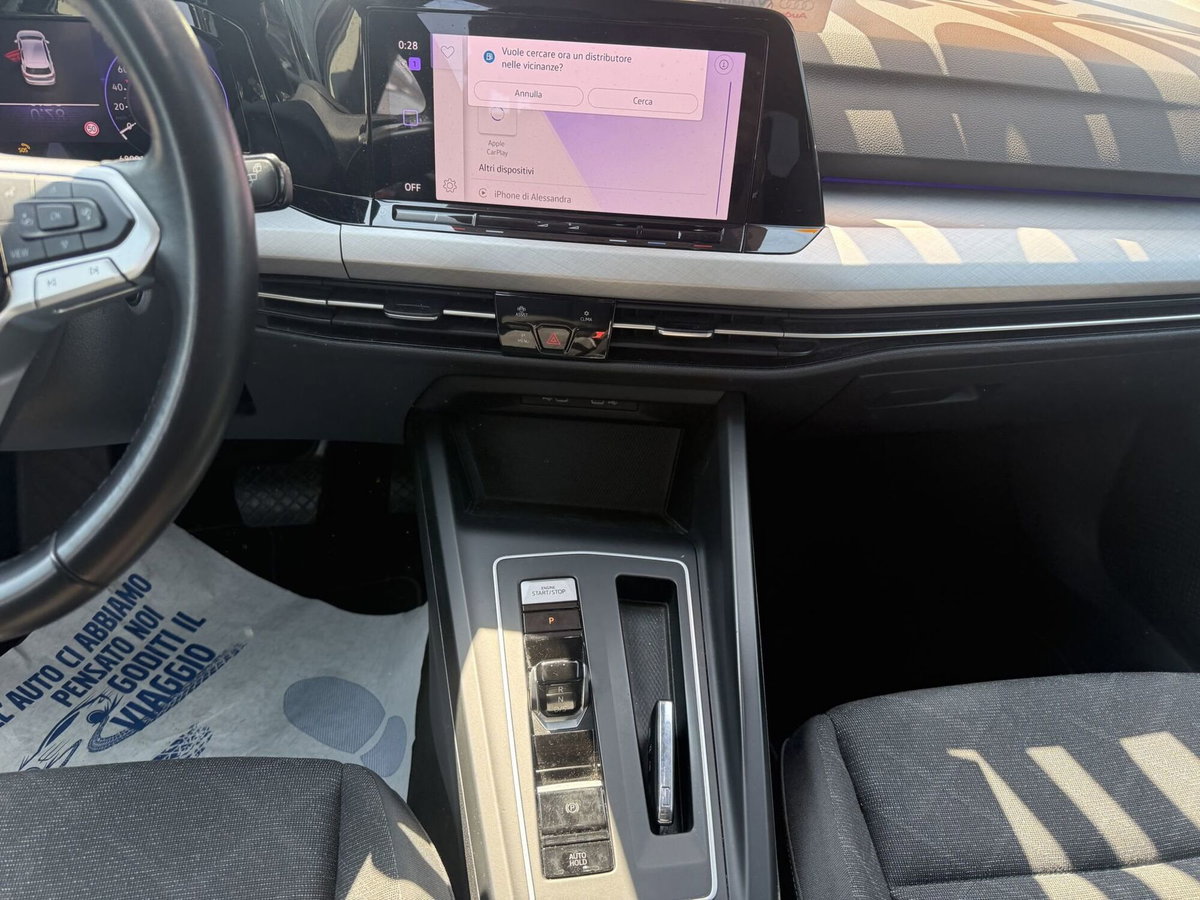 Volkswagen Golf 1.0 eTSI EVO DSG Life (12)