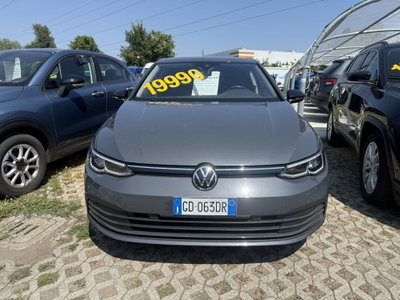 Volkswagen Golf 1.0 eTSI EVO DSG Life (2)