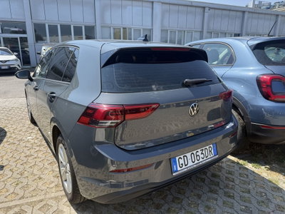 Volkswagen Golf 1.0 eTSI EVO DSG Life (5)