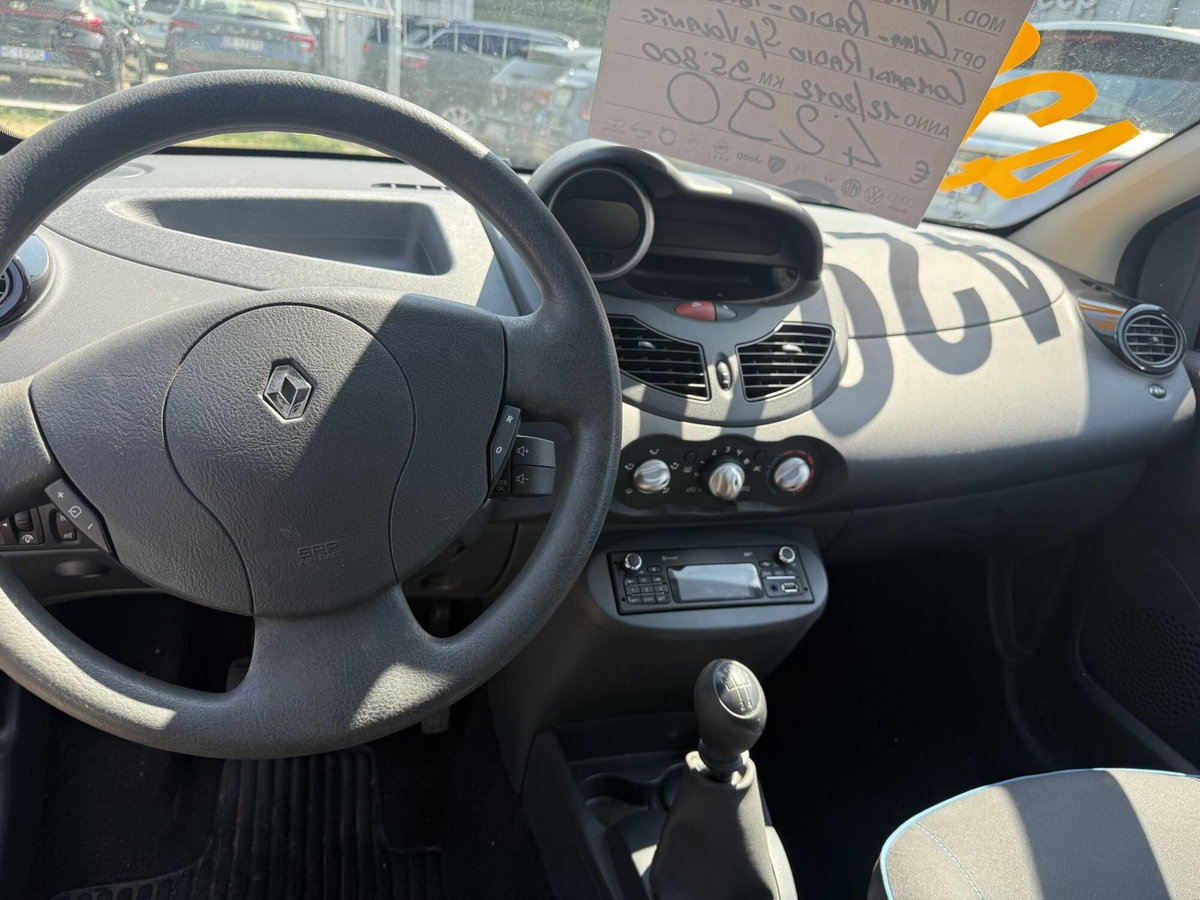 Renault Twingo 1.2 16V Live (10)