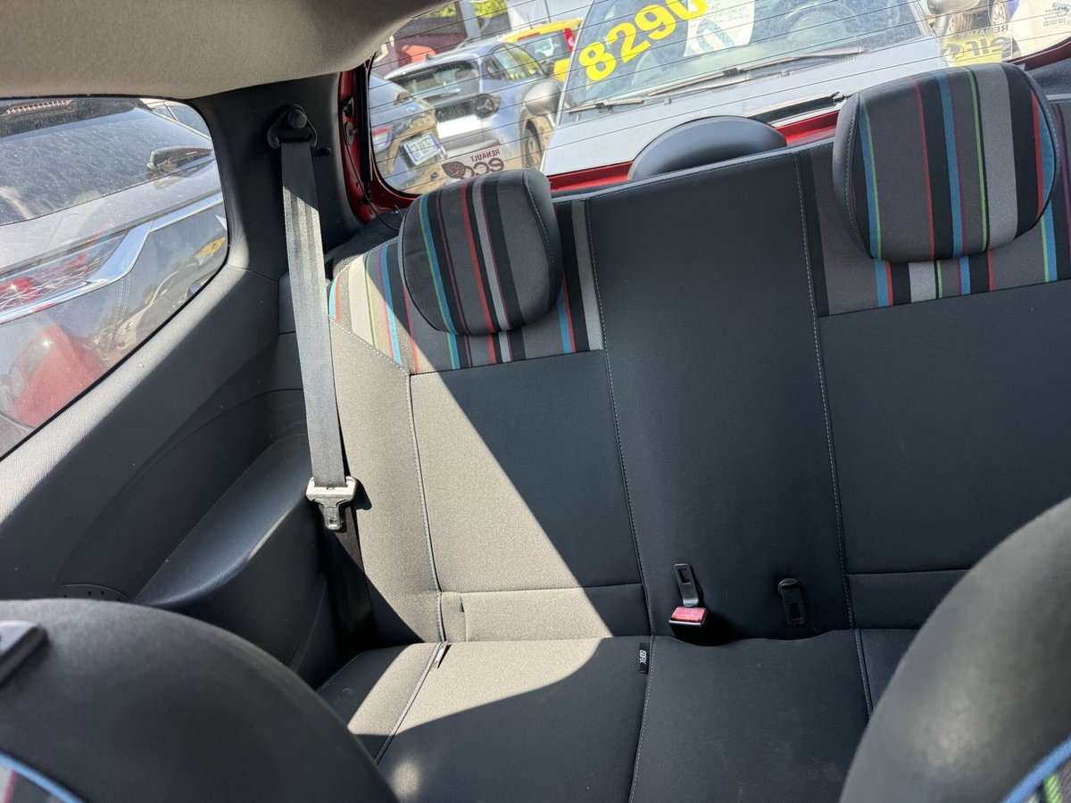 Renault Twingo 1.2 16V Live (9)