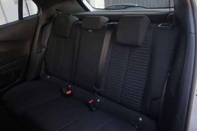 Peugeot 2008 PureTech 130 S&S EAT8 Active Pack (3)
