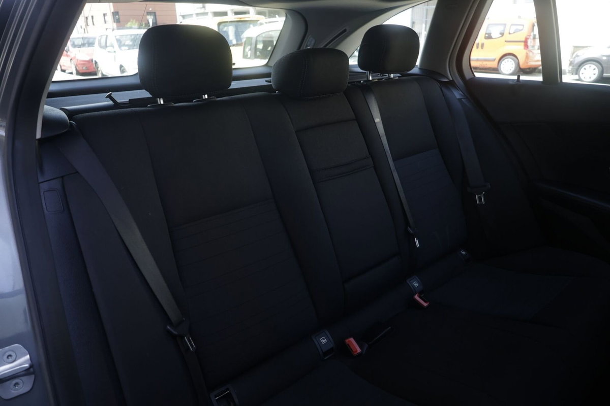 Mercedes-Benz Classe C Station Wagon 220 d 4Matic Auto Sport (14)
