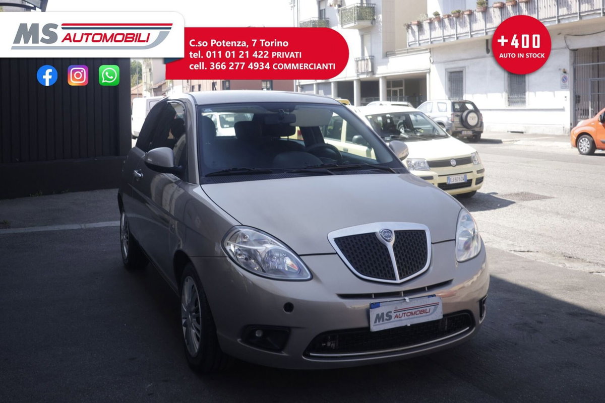 Lancia Ypsilon 1.2 Versus