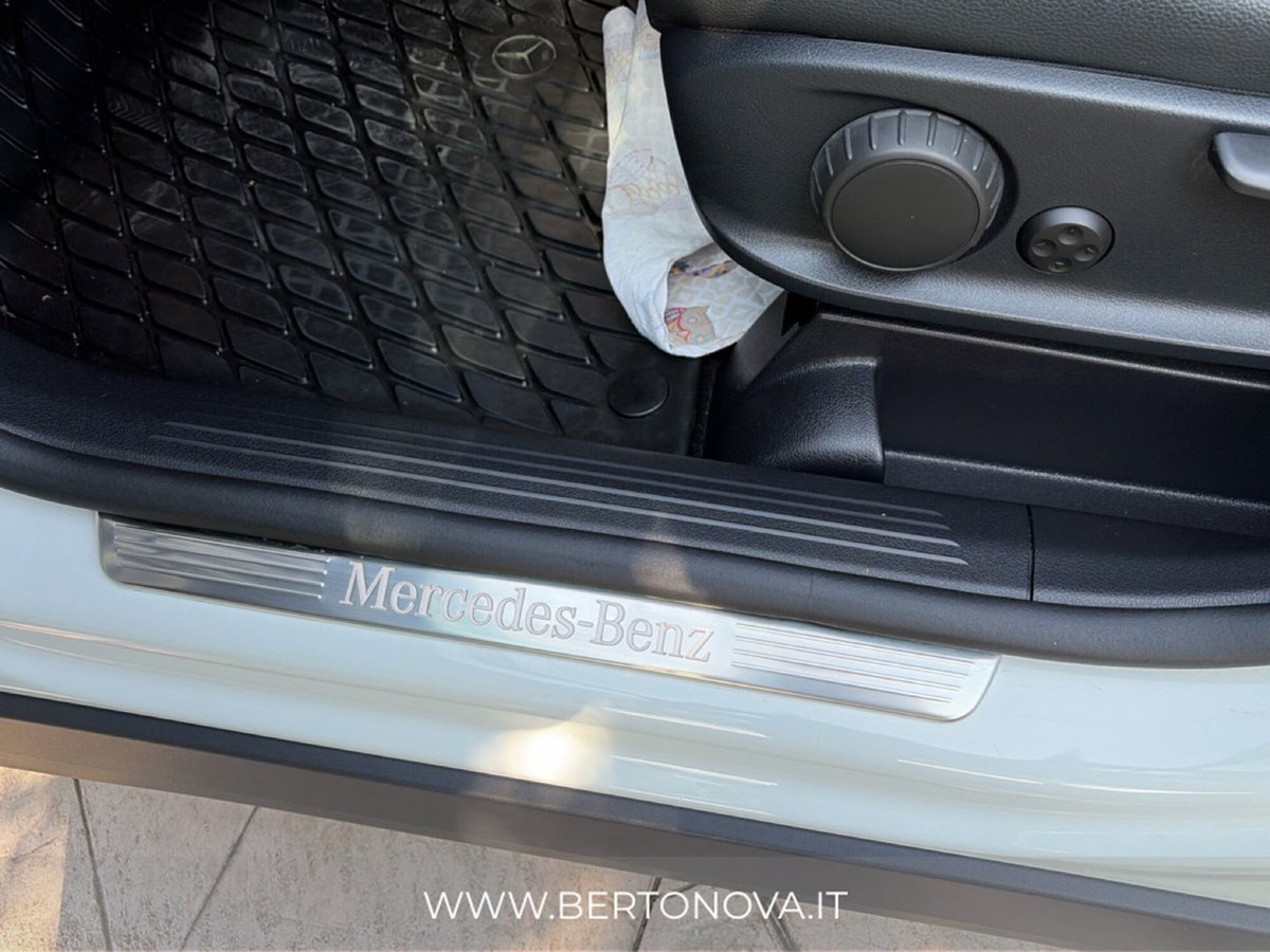 Mercedes-Benz GLA SUV 200 d AMG Line Premium Plus 4matic auto (11)