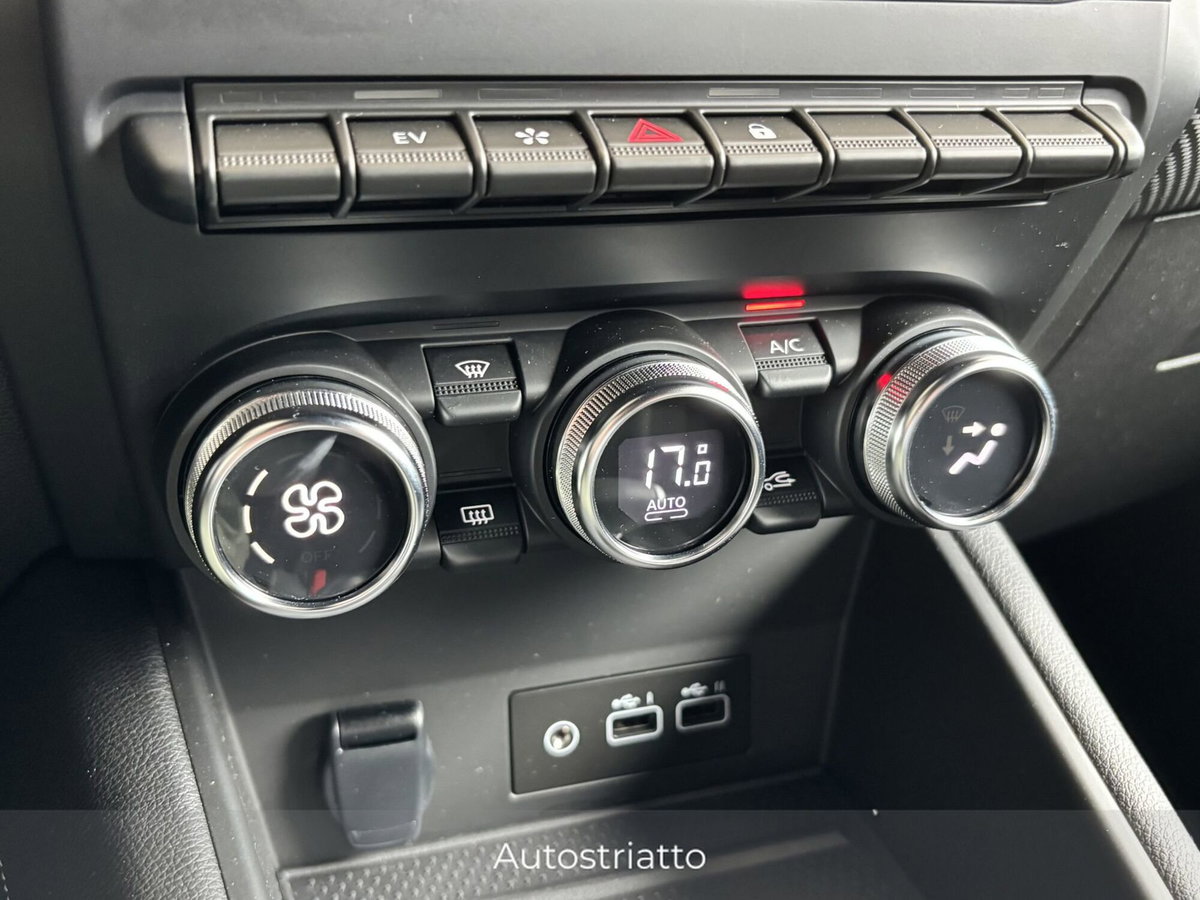 Renault Captur Full Hybrid E-Tech 145 CV Engineered (13)