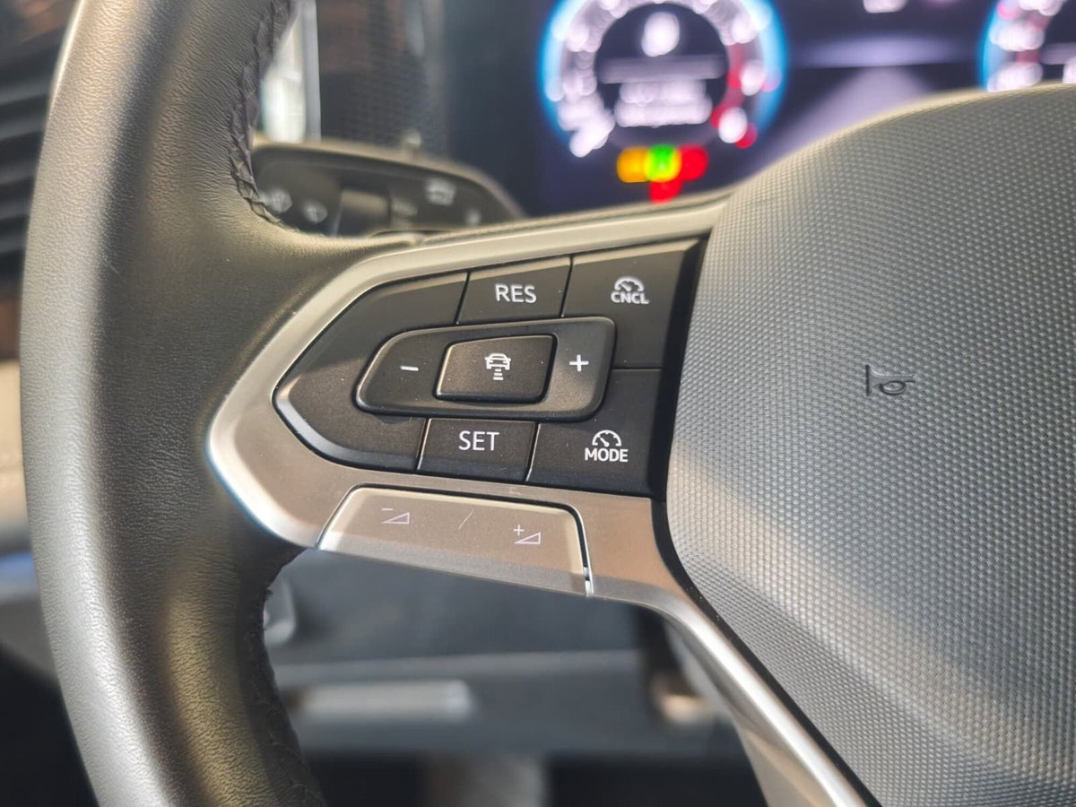 Volkswagen Tiguan 1.5 etsi Life 150cv dsg (13)