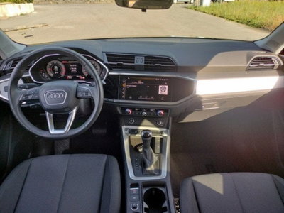 Audi Q3 35 TDI quattro S tronic Business Advanced (13)