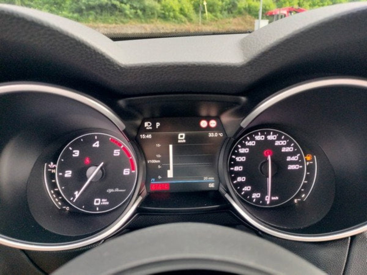 Alfa Romeo Stelvio Stelvio 2.2 Turbodiesel 210 CV AT8 Q4 Ti (11)