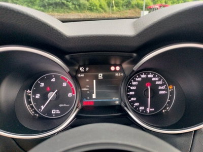 Alfa Romeo Stelvio Stelvio 2.2 Turbodiesel 210 CV AT8 Q4 Ti (11)
