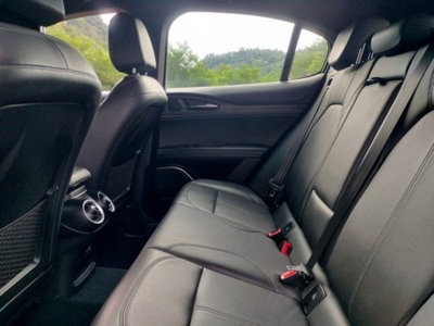 Alfa Romeo Stelvio Stelvio 2.2 Turbodiesel 210 CV AT8 Q4 Ti (14)