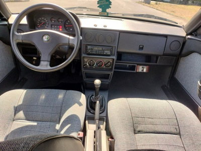 Alfa Romeo 33 1.3 (11)