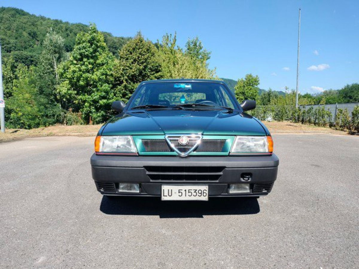 Alfa Romeo 33 1.3 (2)
