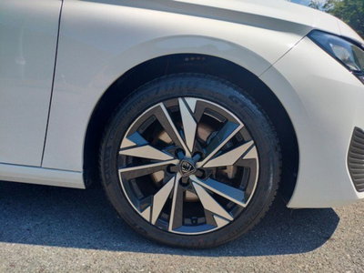 Peugeot 308 BlueHDi 130 S&S EAT8 Allure Pack (9)