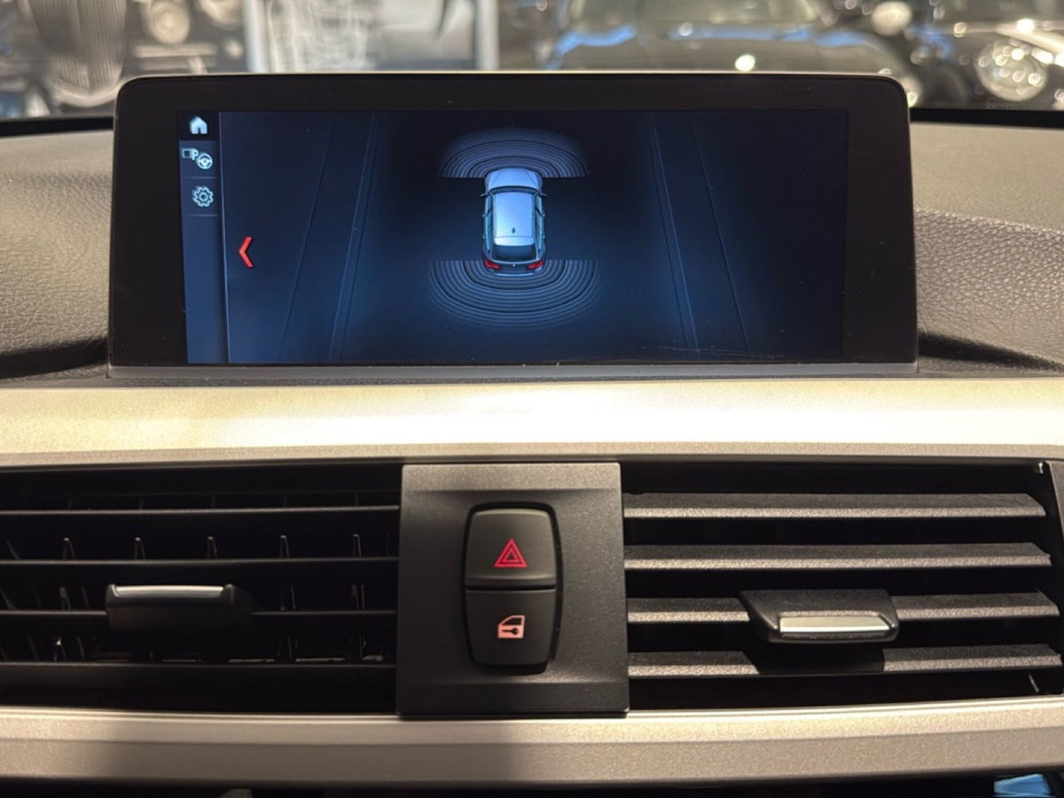 BMW Serie 3 Touring 320d (12)