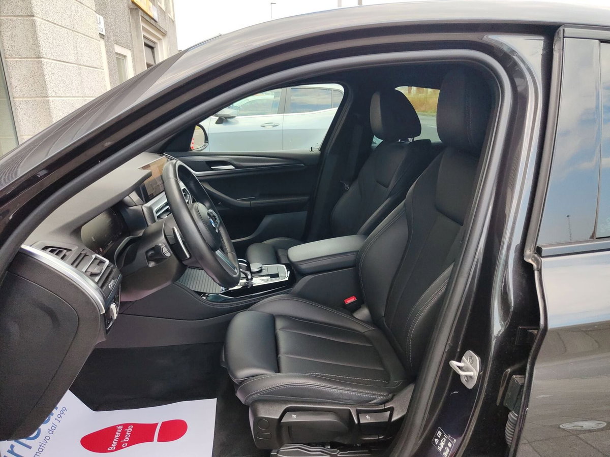 BMW X4 xdrive20i mhev 48V Msport auto (3)