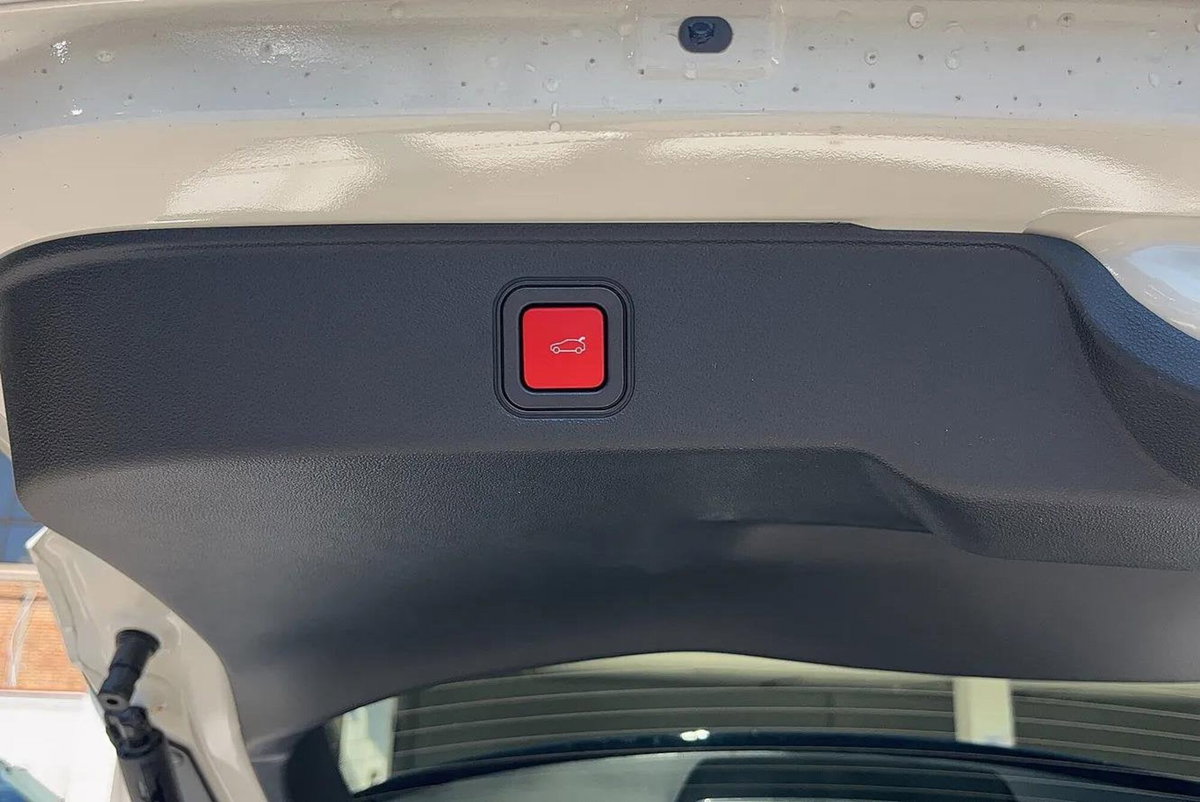 Fiat 600 1.2 hybrid La Prima 110cv auto (10)