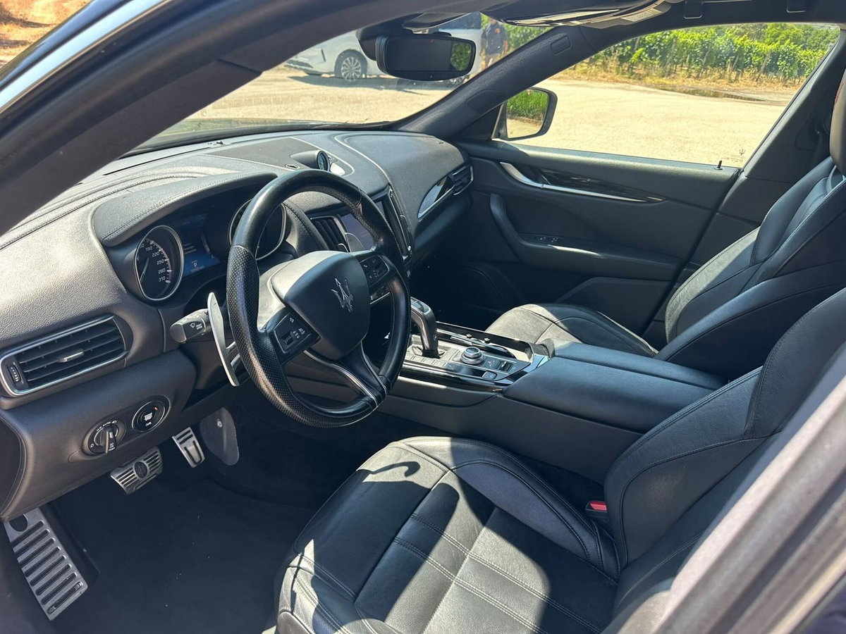 Maserati Levante Levante V6 430 CV S AWD (18)