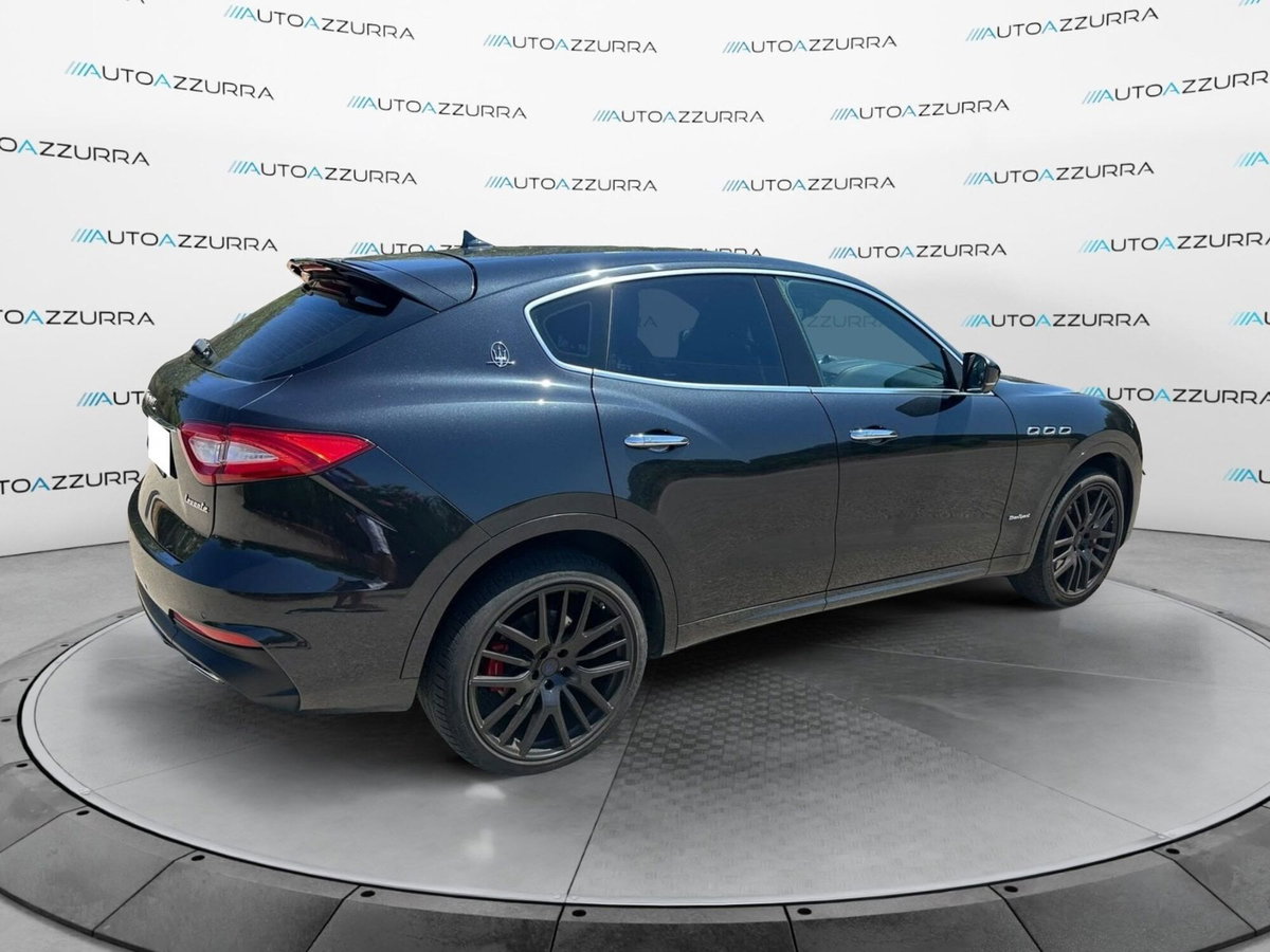 Maserati Levante Levante V6 430 CV S AWD (6)