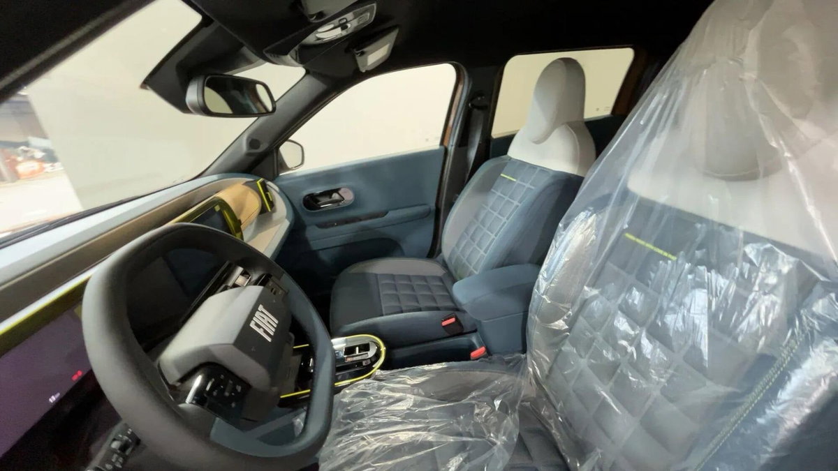 Fiat Grande Panda 1.2 hybrid La Prima 110cv edct (10)