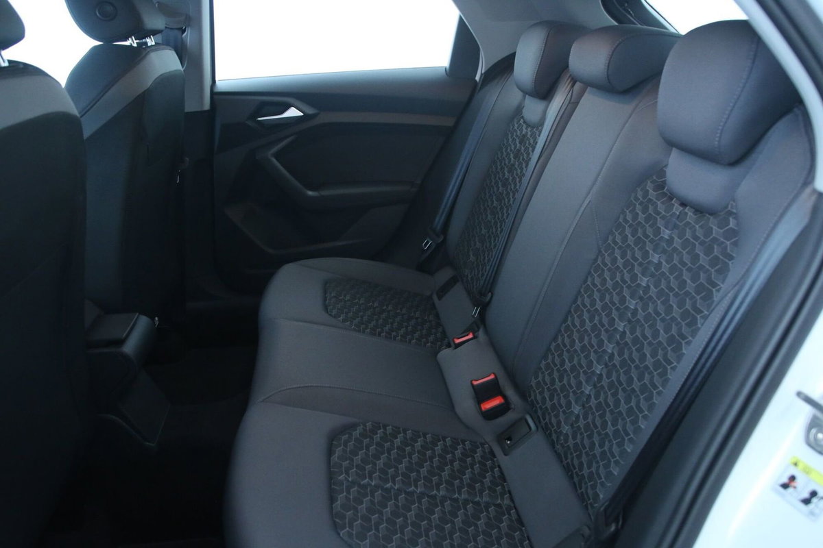 Audi A1 Sportback 30 TFSI S tronic S line edition (8)