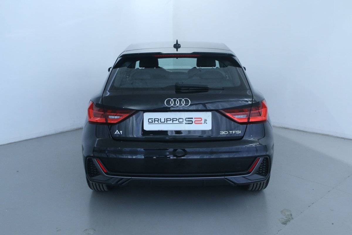 Audi A1 Sportback 30 TFSI S tronic S line edition (5)