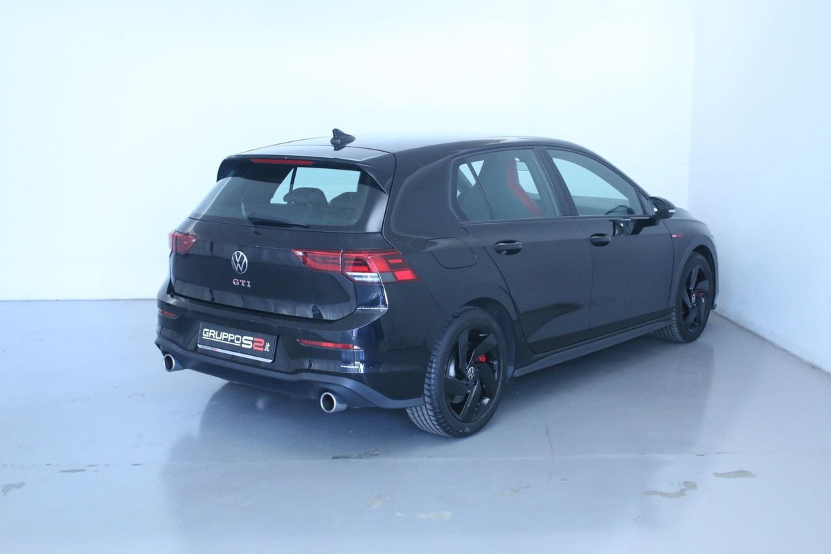 Volkswagen Golf 2.0 TSI GTI DSG (4)