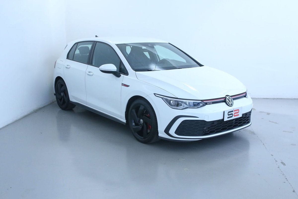 Volkswagen Golf 2.0 TSI GTI (3)