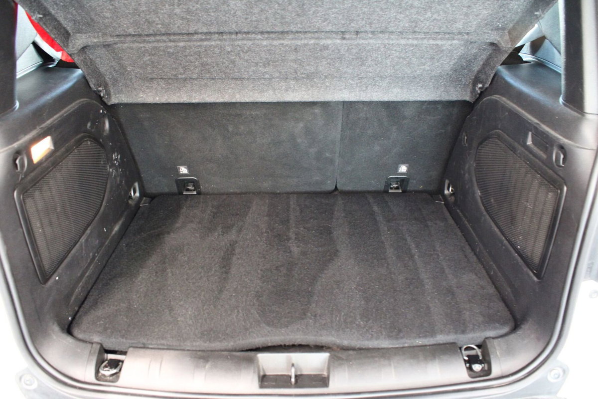 Jeep Renegade 1.3 T4 190CV PHEV 4xe AT6 Limited (13)