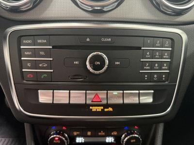 Mercedes-Benz GLA SUV 200 d Sport (11)