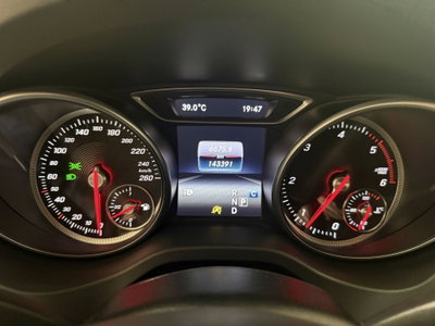 Mercedes-Benz GLA SUV 200 d Sport (5)
