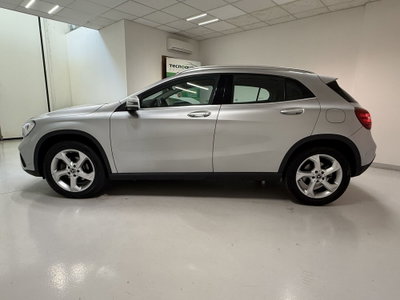 Mercedes-Benz GLA SUV 200 d Sport (8)