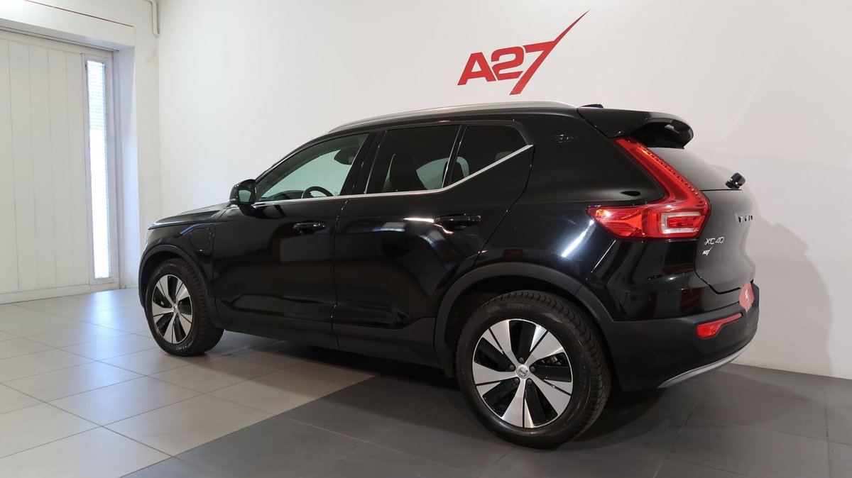 Volvo XC40 T4 Recharge Plug-in Hybrid Inscription Expression (19)