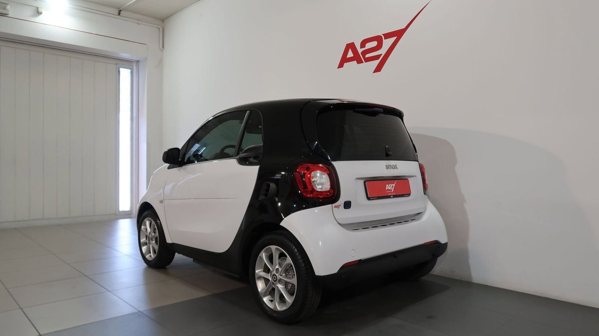 smart Fortwo EQ Passion Nightsky (5)