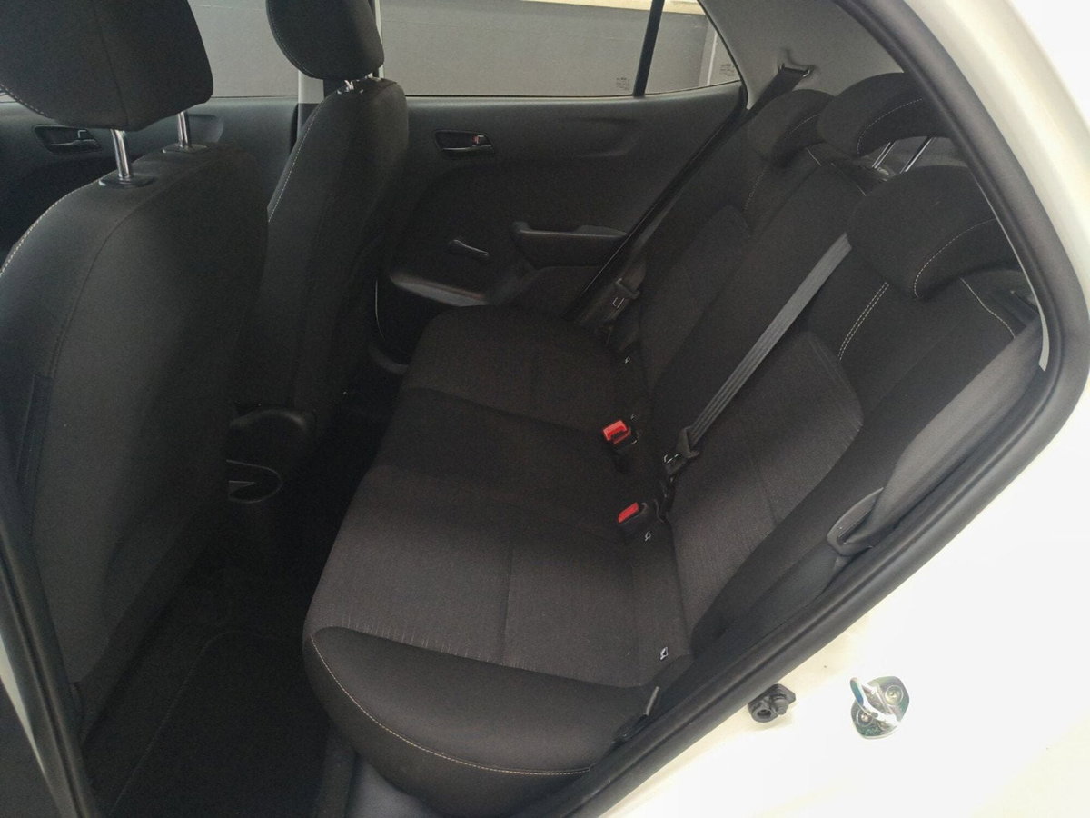 Kia Picanto 1.0 12V 5 porte Active (10)