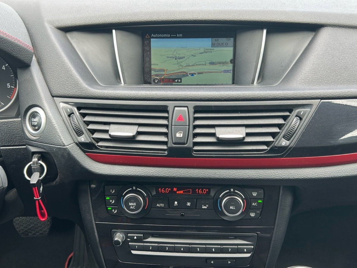 BMW X1 xDrive18d Sport (15)