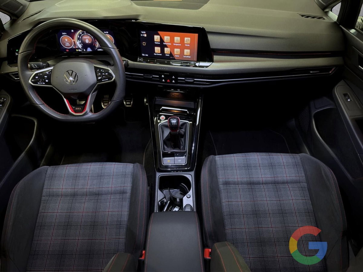 Volkswagen Golf 2.0 TSI GTI (9)