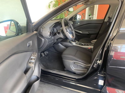 Nissan Juke 1.0 dig-t Acenta 114cv (12)